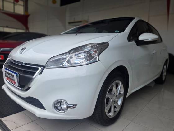 PEUGEOT 208 1.6 ACTIVE PACK 16V FLEX 4P AUTOMÁTICO PEUGEOT 208 1.6 ACTIVE PACK 16V FLEX 4P AUTOMÁTICO